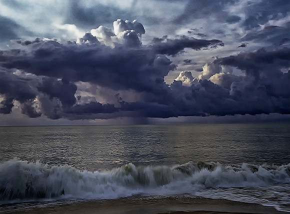 MitchellEhrlich_Thunder Offshore at Waves, NC_2